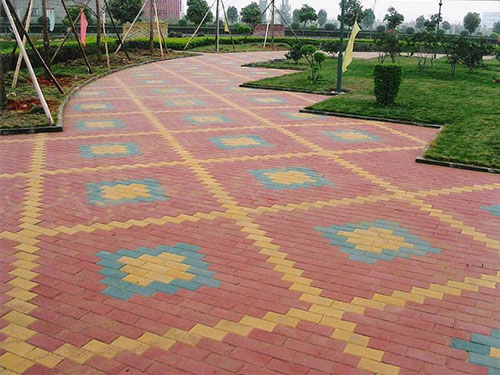 锦州彩砖在公园内的使用